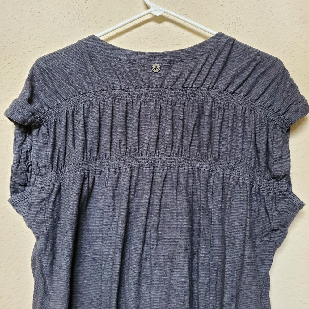 Prana Smocked Shoulders Top.  Size Large - Picture 4 of 6